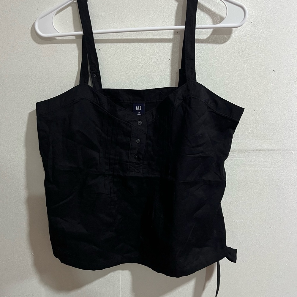 GAP Women's Black Top